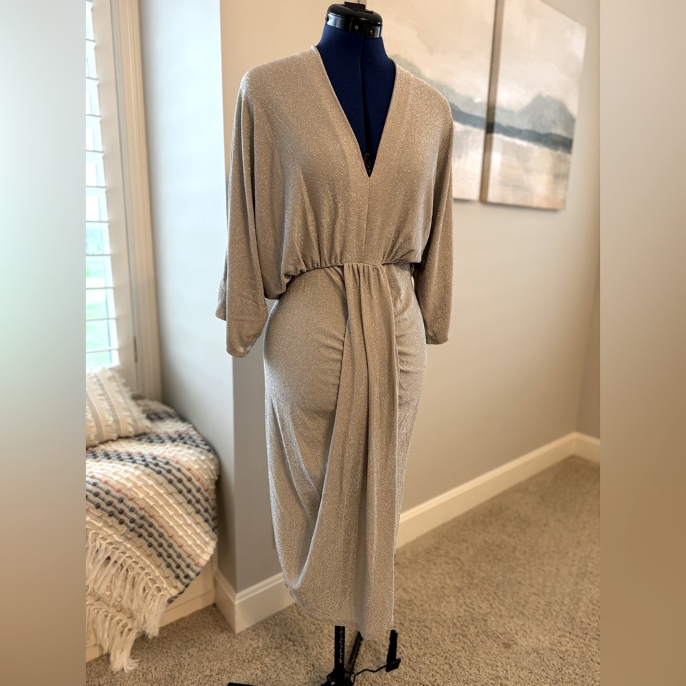 Ciara Ruched Midi Dress Champagne Shimmer – Baltic Born. New With Tags. Small.